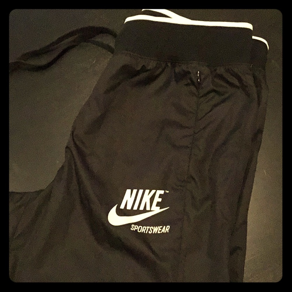 Nike workout pant. Windrunner. Never worn.